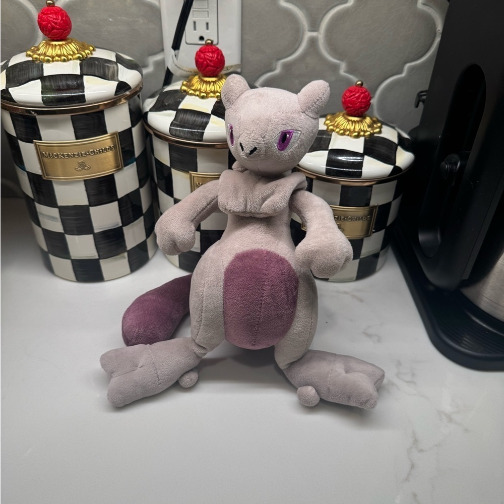 Pokémon Mew-Tew plush